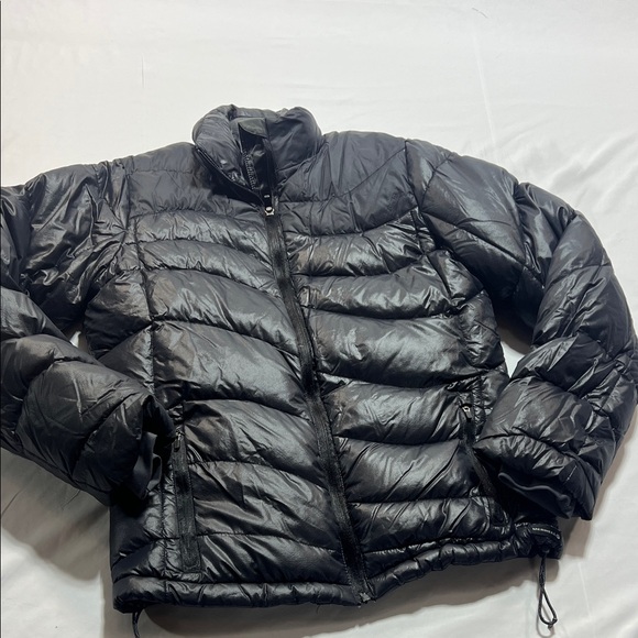 Merrell Jackets & Blazers - Merrell women’s puffer jacket size medium